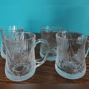 Vtg. GLCOLOC CANTERBURY Clear Crocus Flowers Glass Coffee Mugs. (Set of 4)